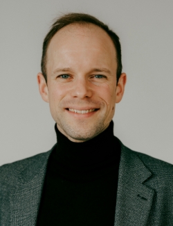 Adrian Rinscheid